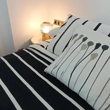 Loft 1 דירה זראוטס